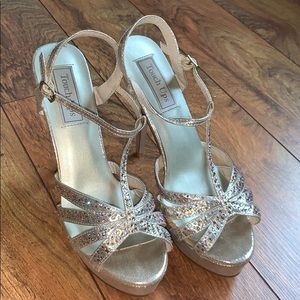 Formal Gold Prom Heels Touch Ups size 8.5